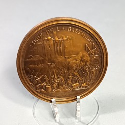 MEDAILLE REFRAPPE EN BRONZE DATEE 1978 DE LA PRISE DE LA BASTILLE PAR LES CITOYENS DE LA VILLE DE PARIS LE 14 JUILLET 1789